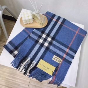 <AUTHENTIC>Burberry Scarf
